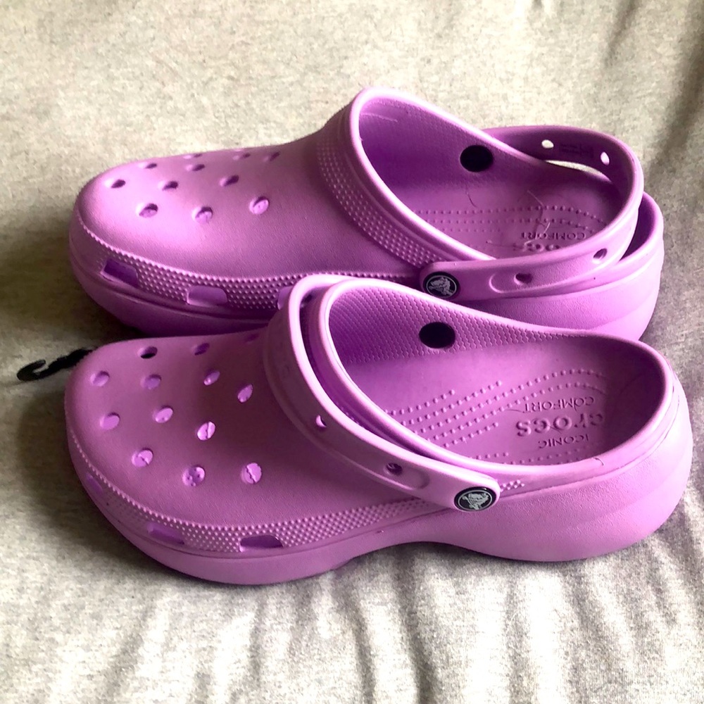 CROCS classic platform clogs